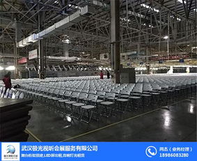 武汉桌椅出租价格全解析 武汉极光会展服务公司为您提供一站式办公桌椅及设备租赁服务